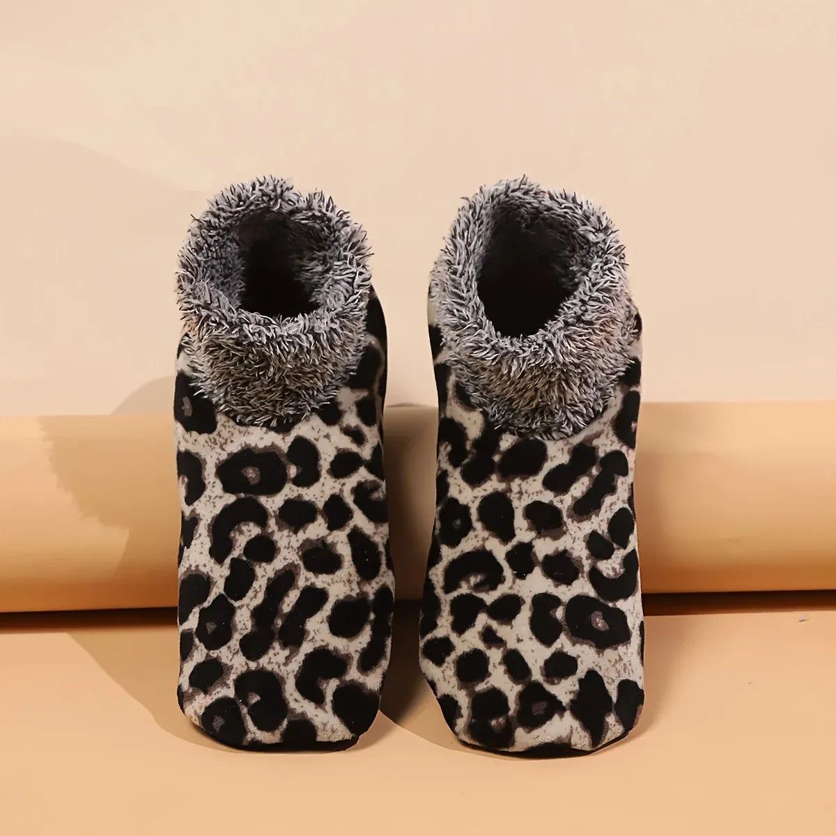 Chausson Chaussette Antidérapant Femme - Différents coloris