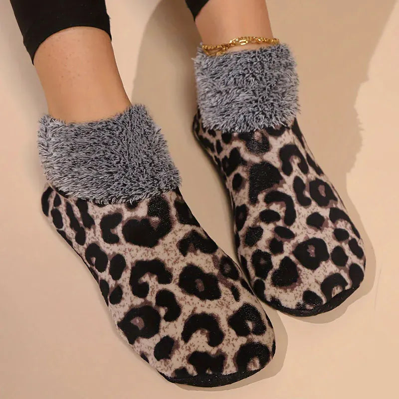 Chausson Chaussette Antidérapant Femme - Différents coloris