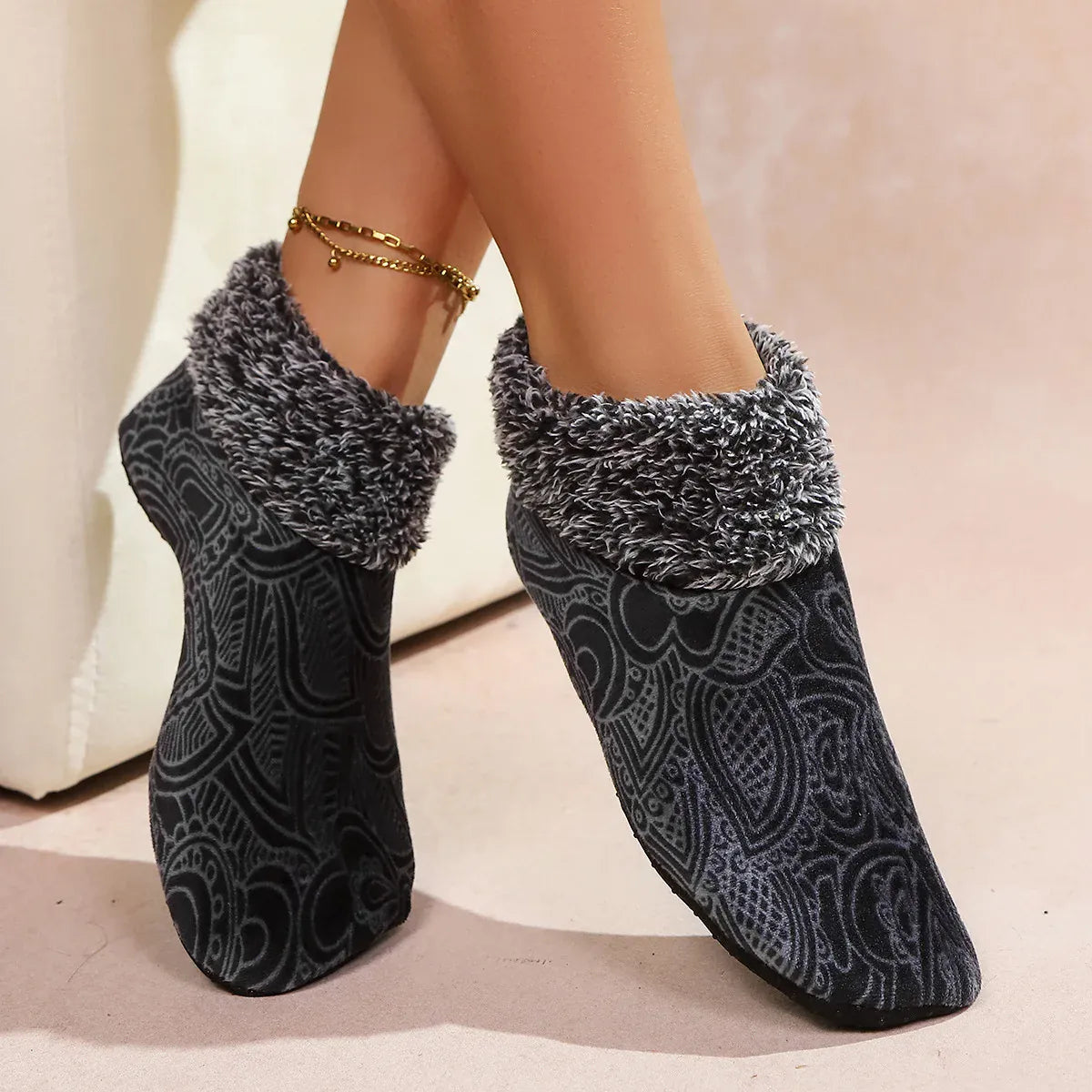 Chausson Chaussette Antidérapant Femme - Différents coloris